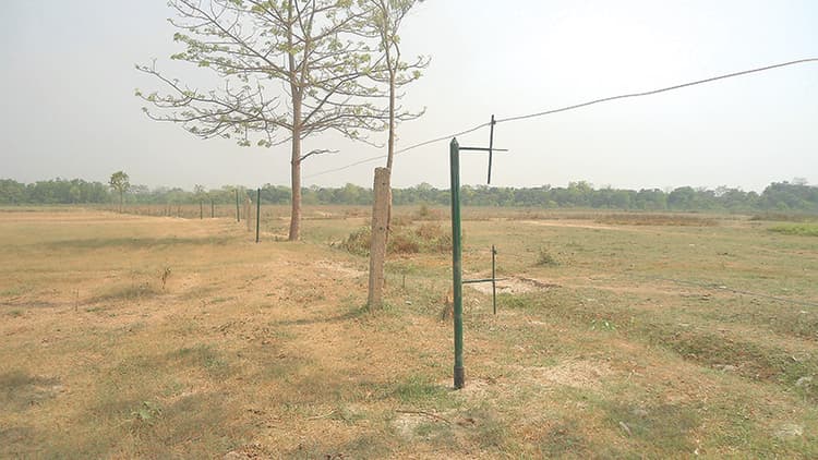 Seasonal electric crop fence training pilot program and safety awareness campaign in Nepal